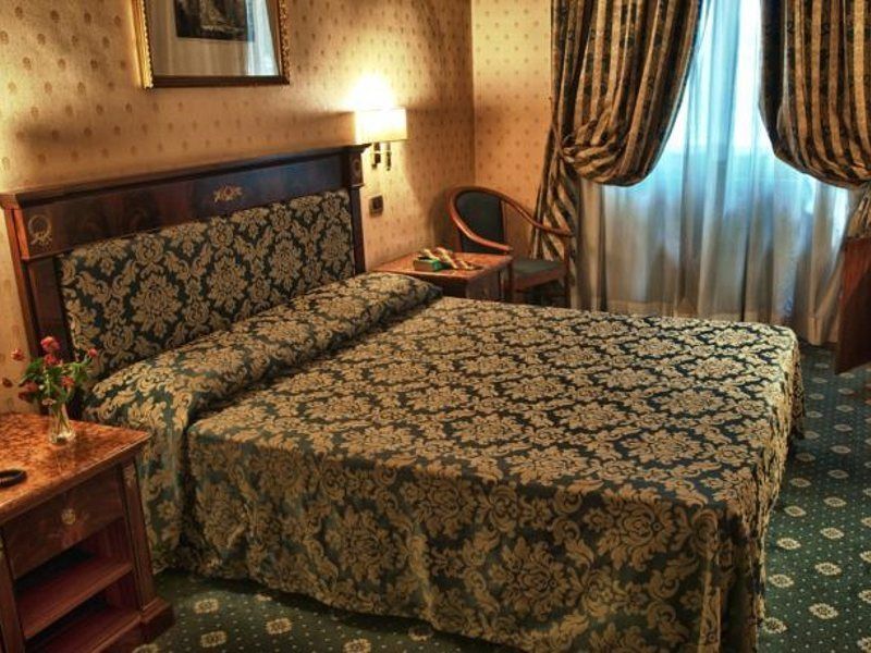 Hotel Cilicia Rome Buitenkant foto